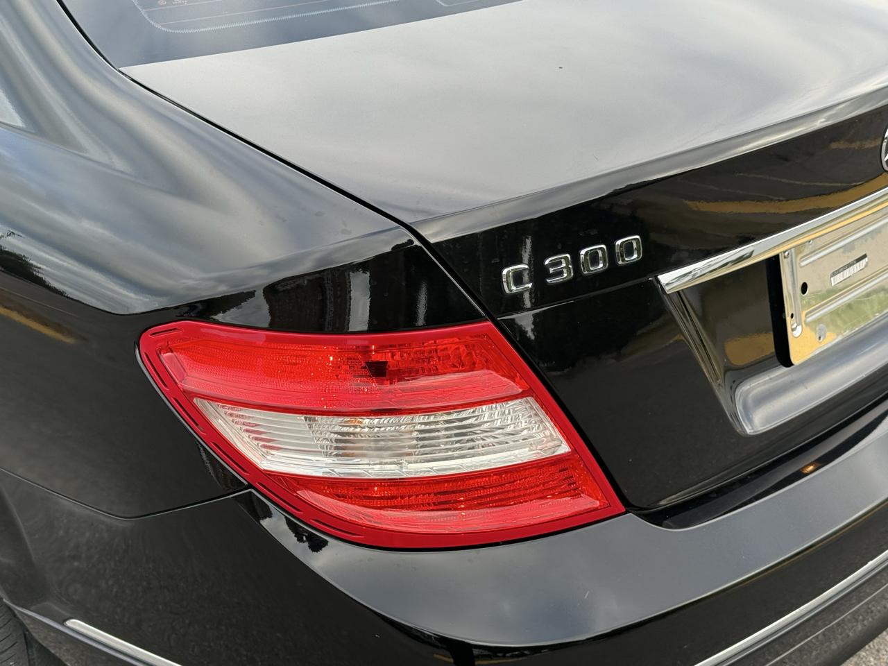 Mercedes-Benz C-Class C300 4MATIC Sport Sedan 2010