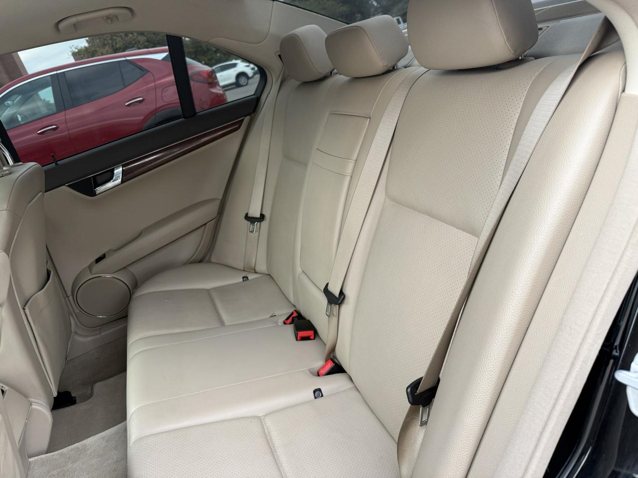 Mercedes-Benz C-Class C300 4MATIC Sport Sedan 2010