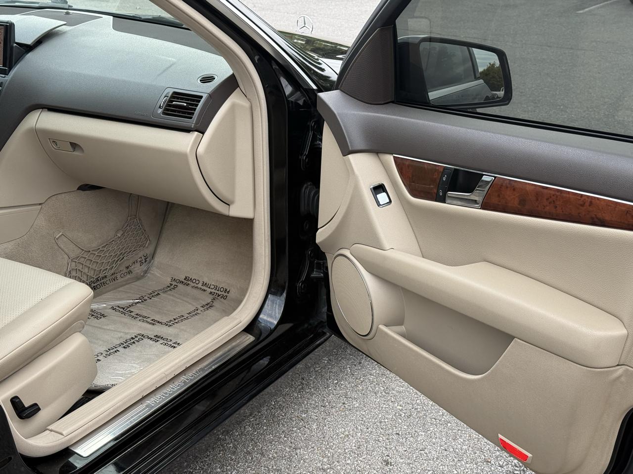 Mercedes-Benz C-Class C300 4MATIC Sport Sedan 2010
