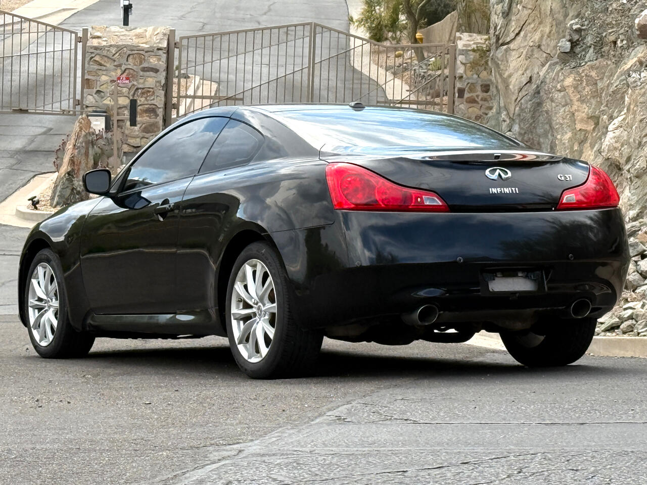 2012 Infiniti G37 photo 4