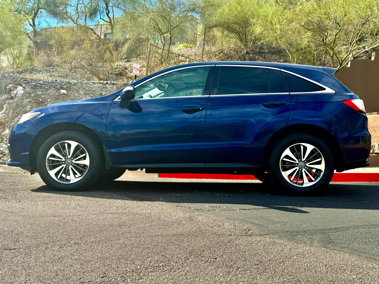 2017 Acura RDX Advance photo 3