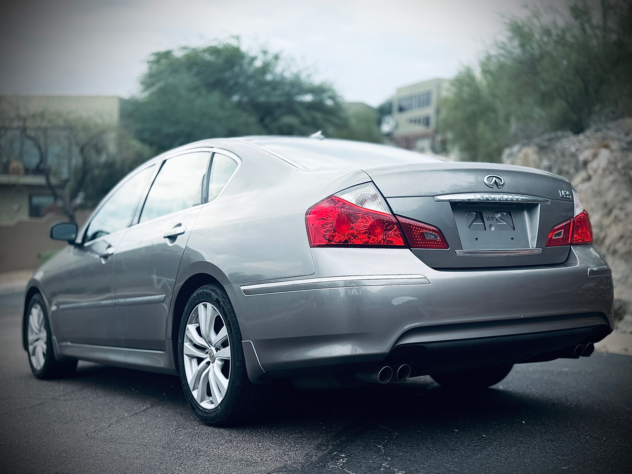 2009 Infiniti M35 photo 3