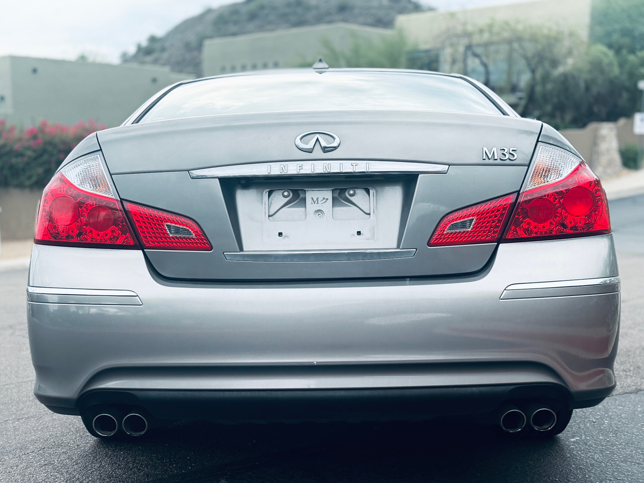 2009 Infiniti M35 photo 4