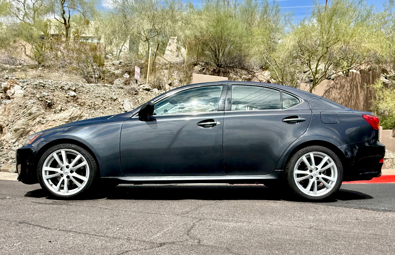 2006 Lexus IS 250 photo 2
