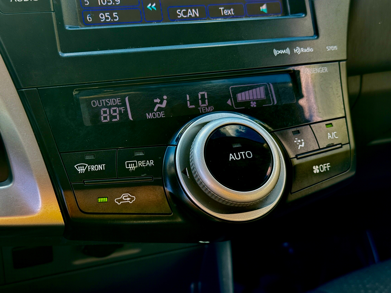 2012 Toyota Prius V Two photo 16