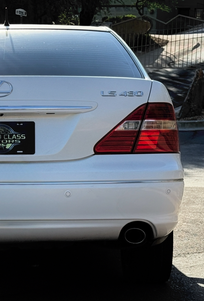 2006 Lexus LS 430 photo 10
