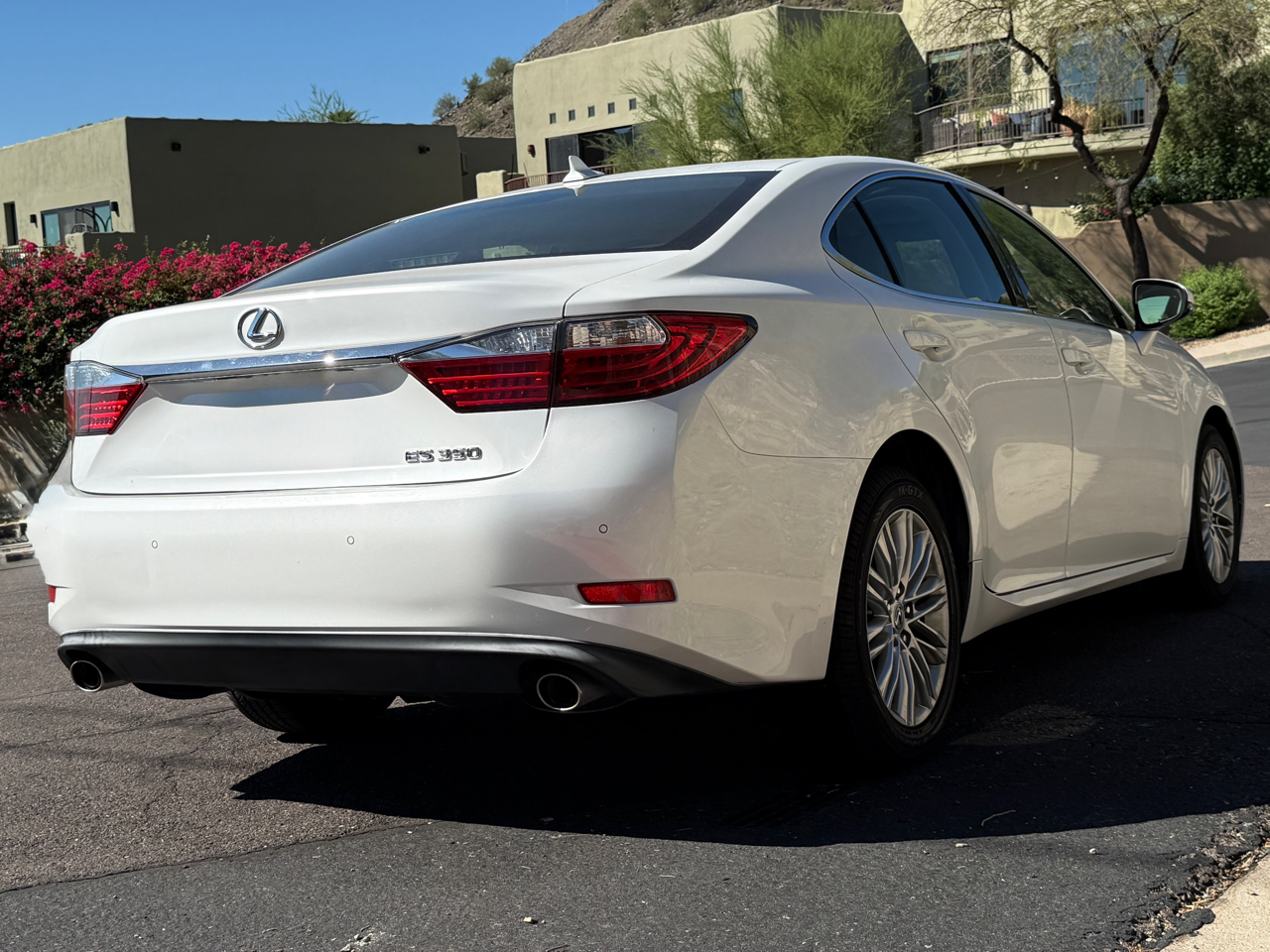 2013 Lexus ES 350 photo 6