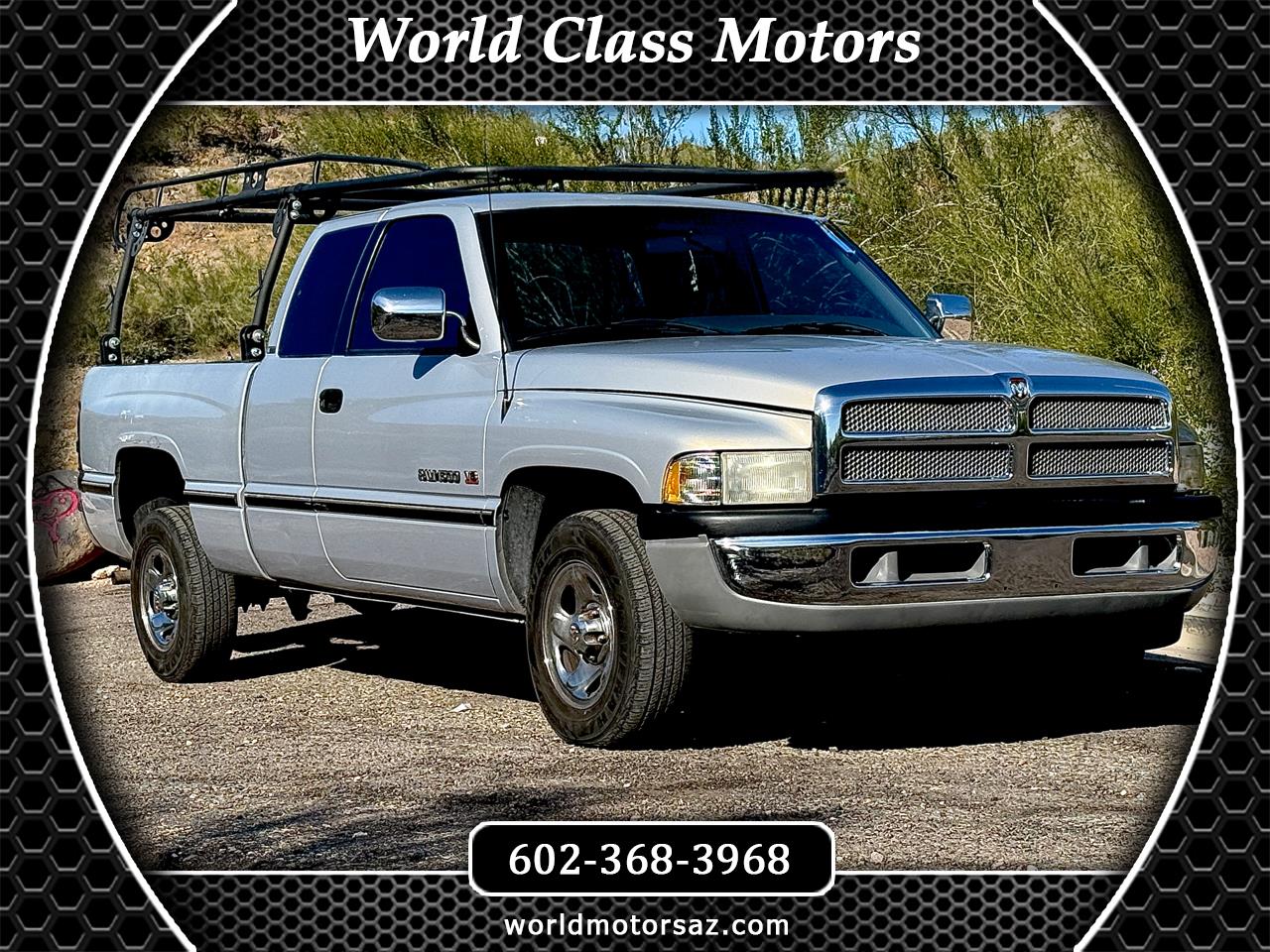 1997 Dodge Ram 1500 ST Club Cab 6.5-ft. Bed 2WD