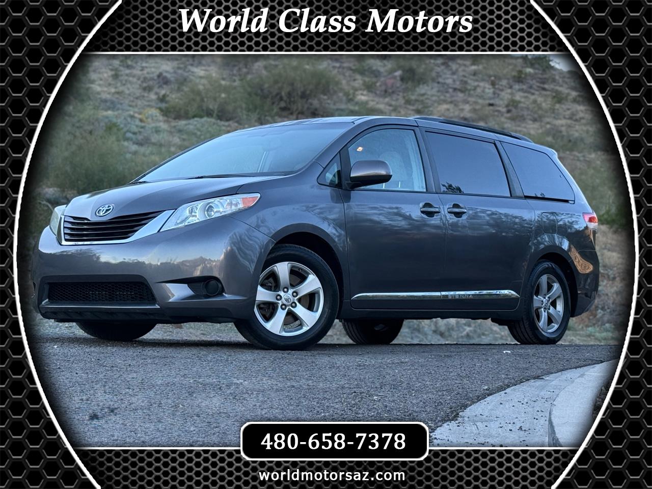 2014 Toyota Sienna LE FWD 8-Passenger V6