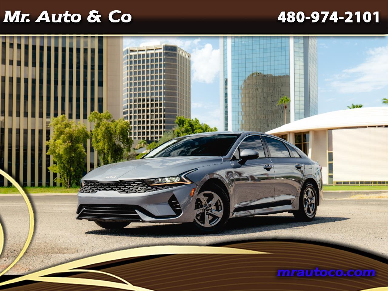 2022 Kia K5 LXS 4D Sedan FWD