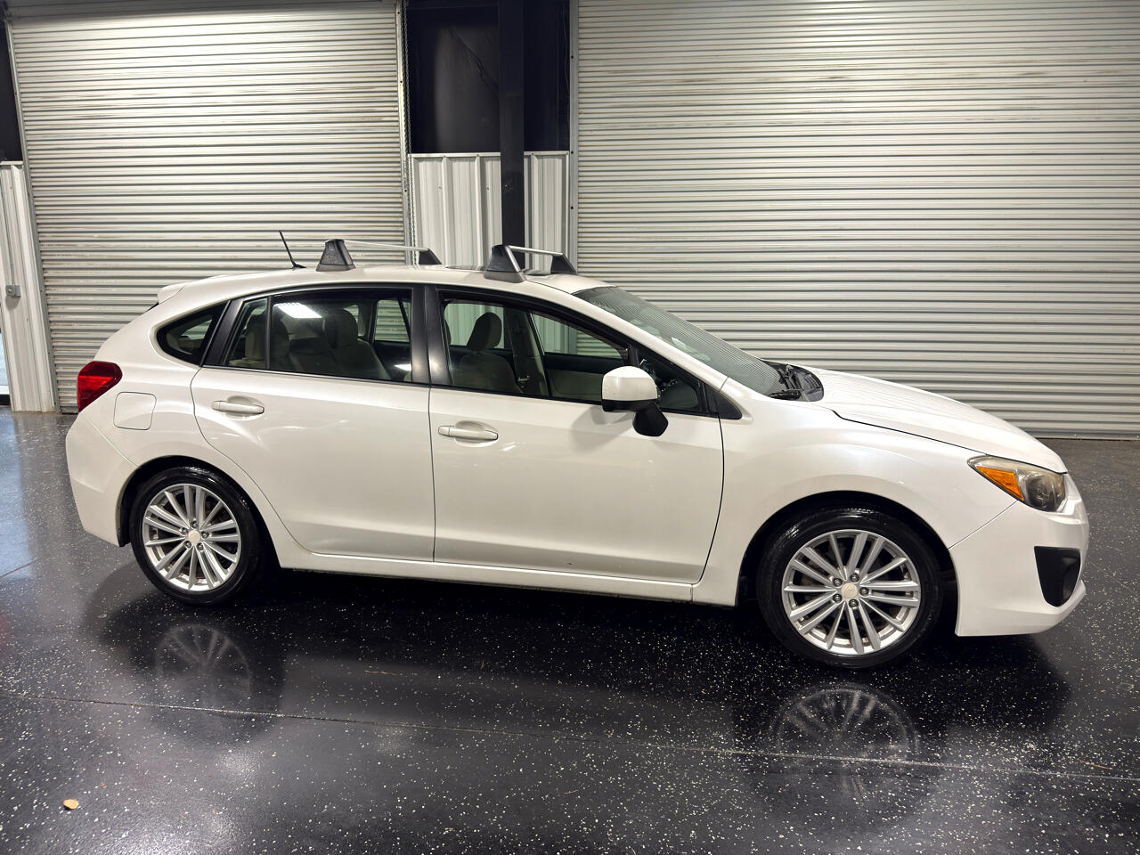 Subaru Impreza Premium Plus 5-Door+S/R 2012 Subaru Impreza Premium Plus 5-Door+S/R 2012