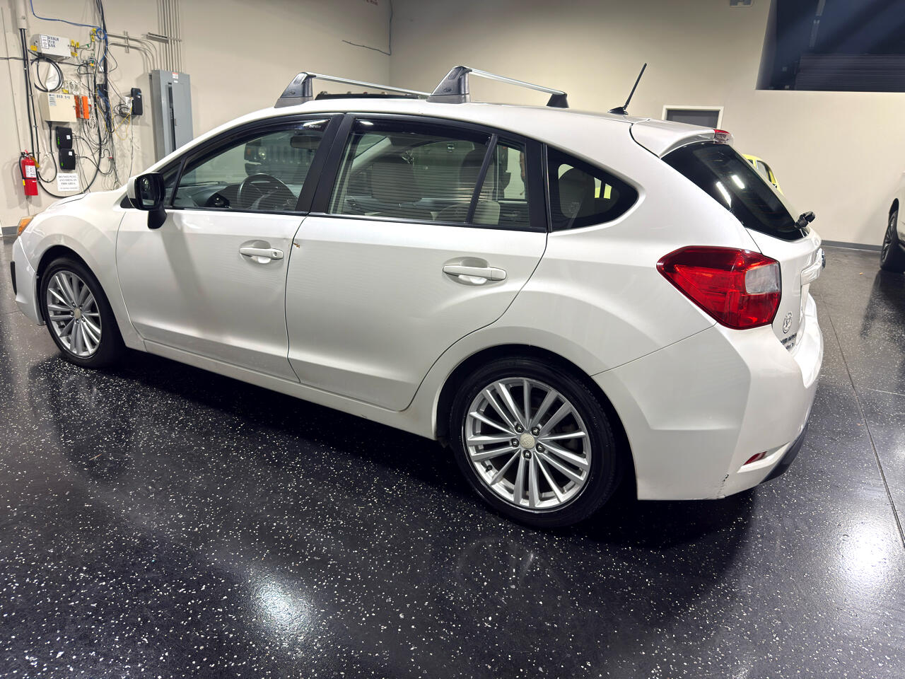 Subaru Impreza Premium Plus 5-Door+S/R 2012 Subaru Impreza Premium Plus 5-Door+S/R 2012