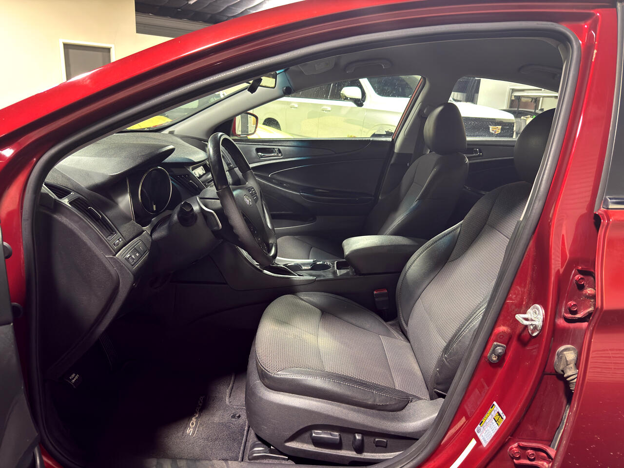 Hyundai Sonata Limited Auto 2011 Hyundai Sonata Limited Auto 2011