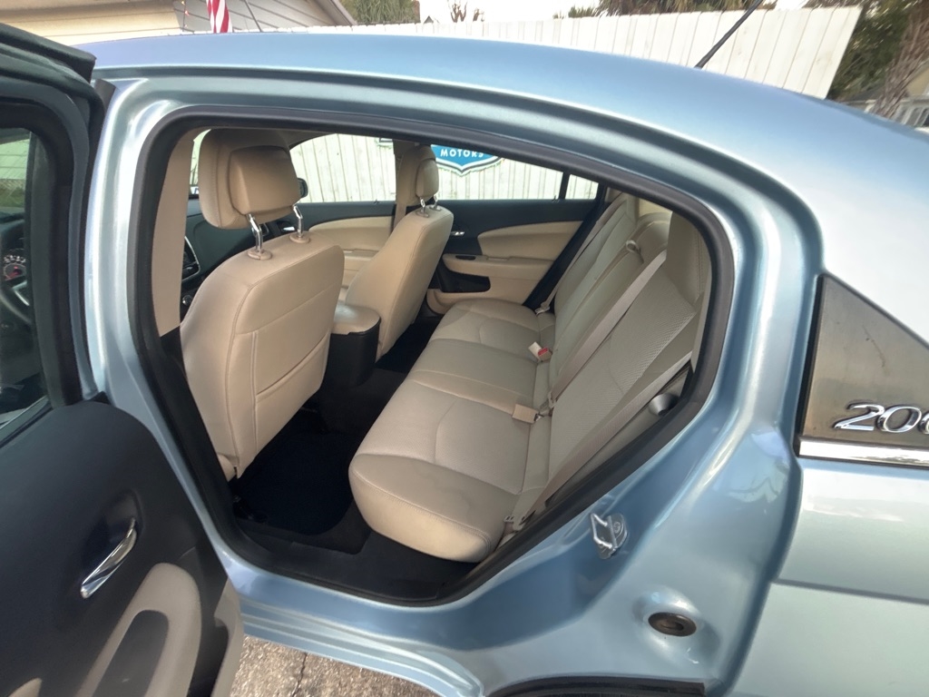 Chrysler 200 Touring 2014