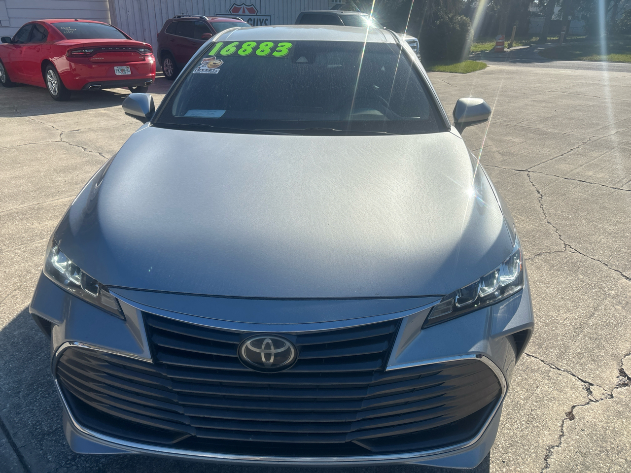 Toyota Avalon XLE 2019
