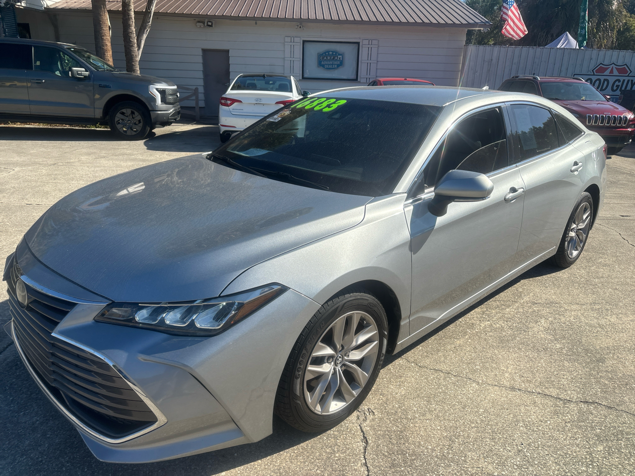 Toyota Avalon XLE 2019