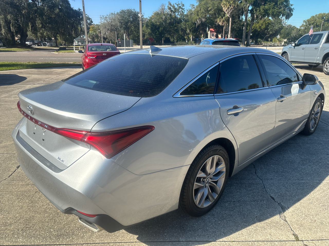 Toyota Avalon XLE 2019