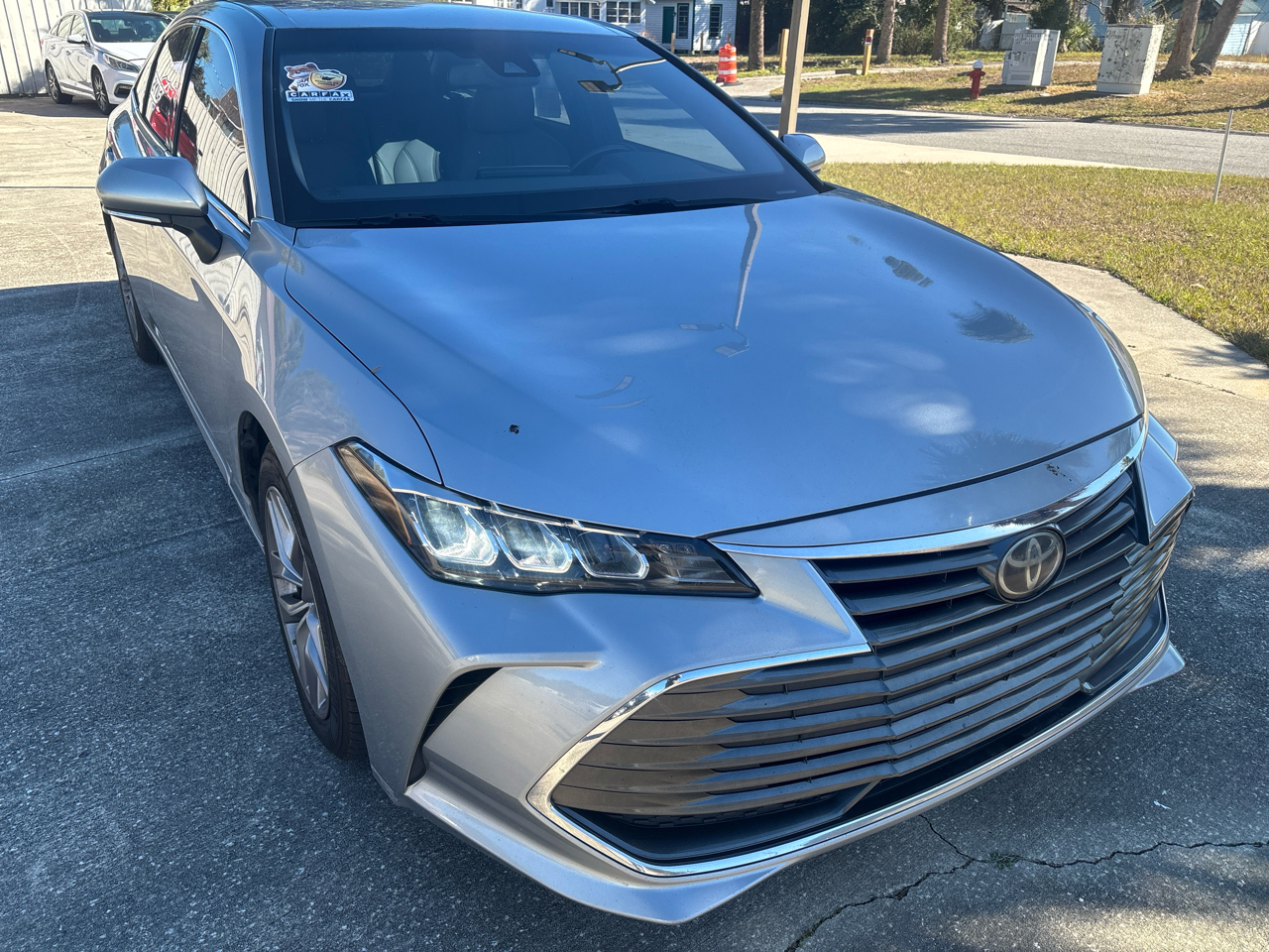 Toyota Avalon XLE 2019