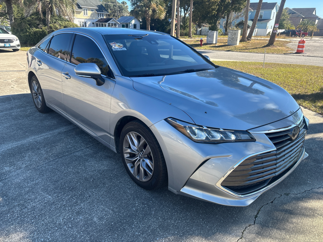 Toyota Avalon XLE 2019