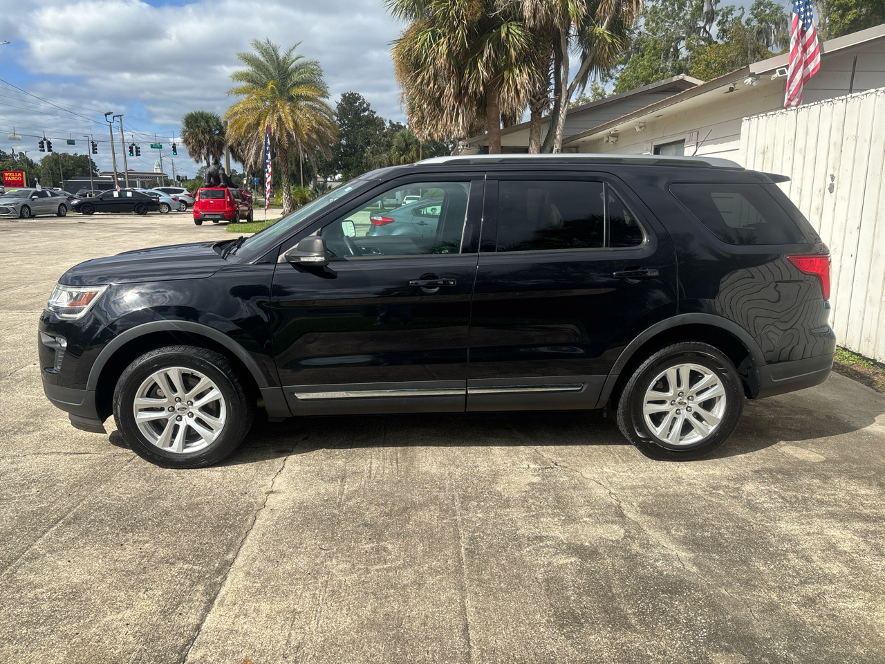 Ford Explorer XLT 4WD 2019