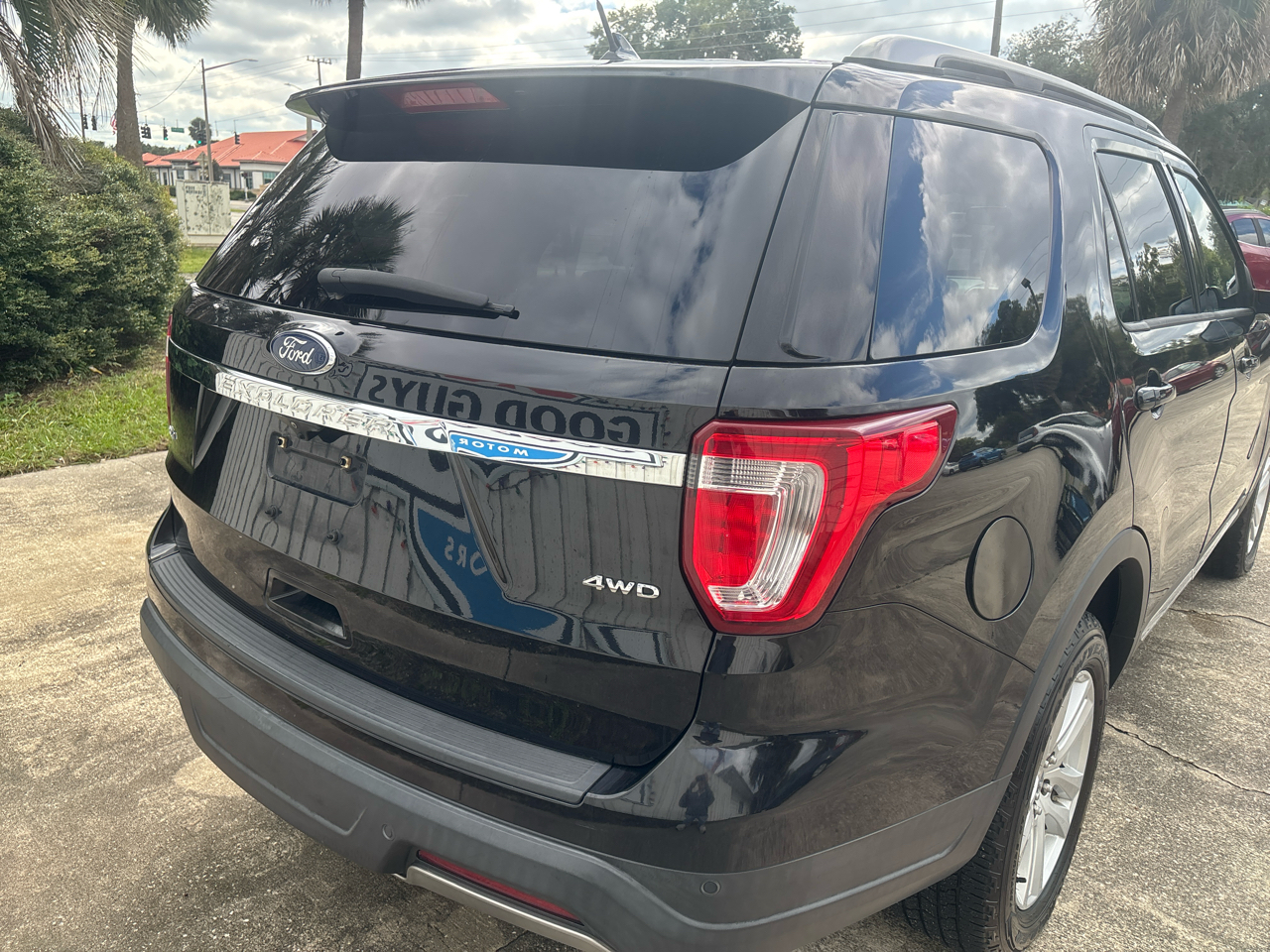 Ford Explorer XLT 4WD 2019