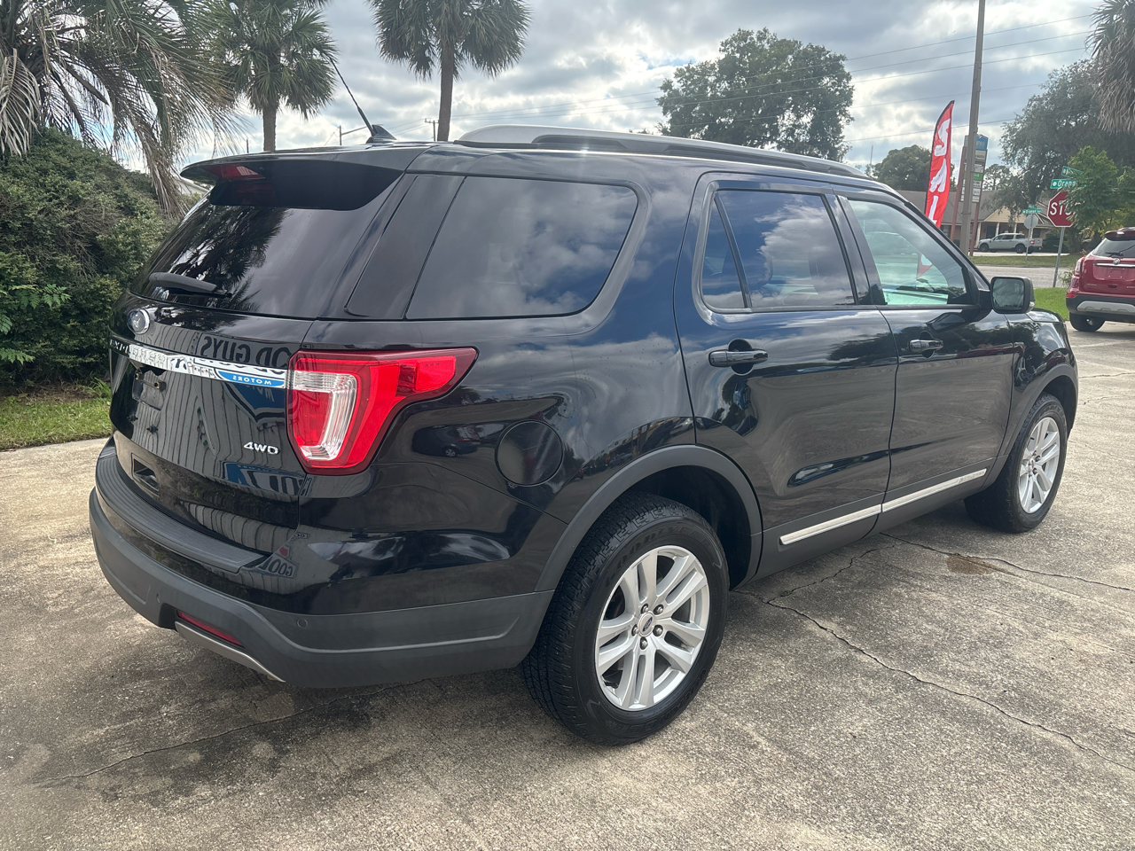Ford Explorer XLT 4WD 2019