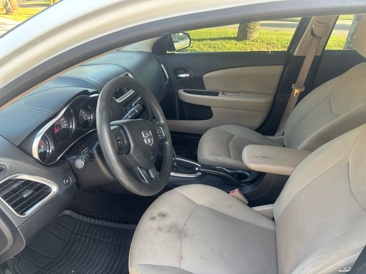 Dodge Avenger SE 2014