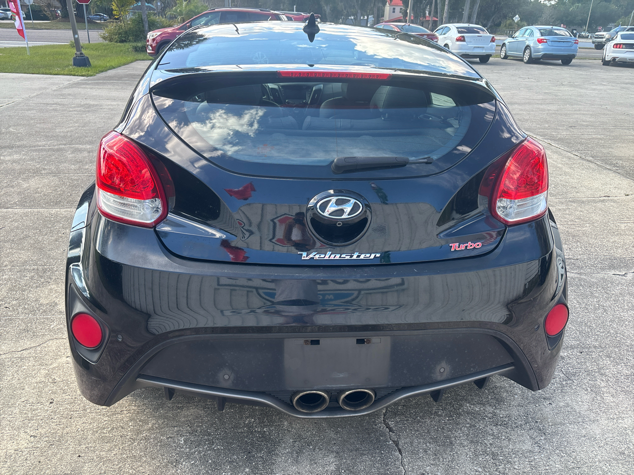 Hyundai Veloster Turbo R-Spec w/Red Interior 6M 2017