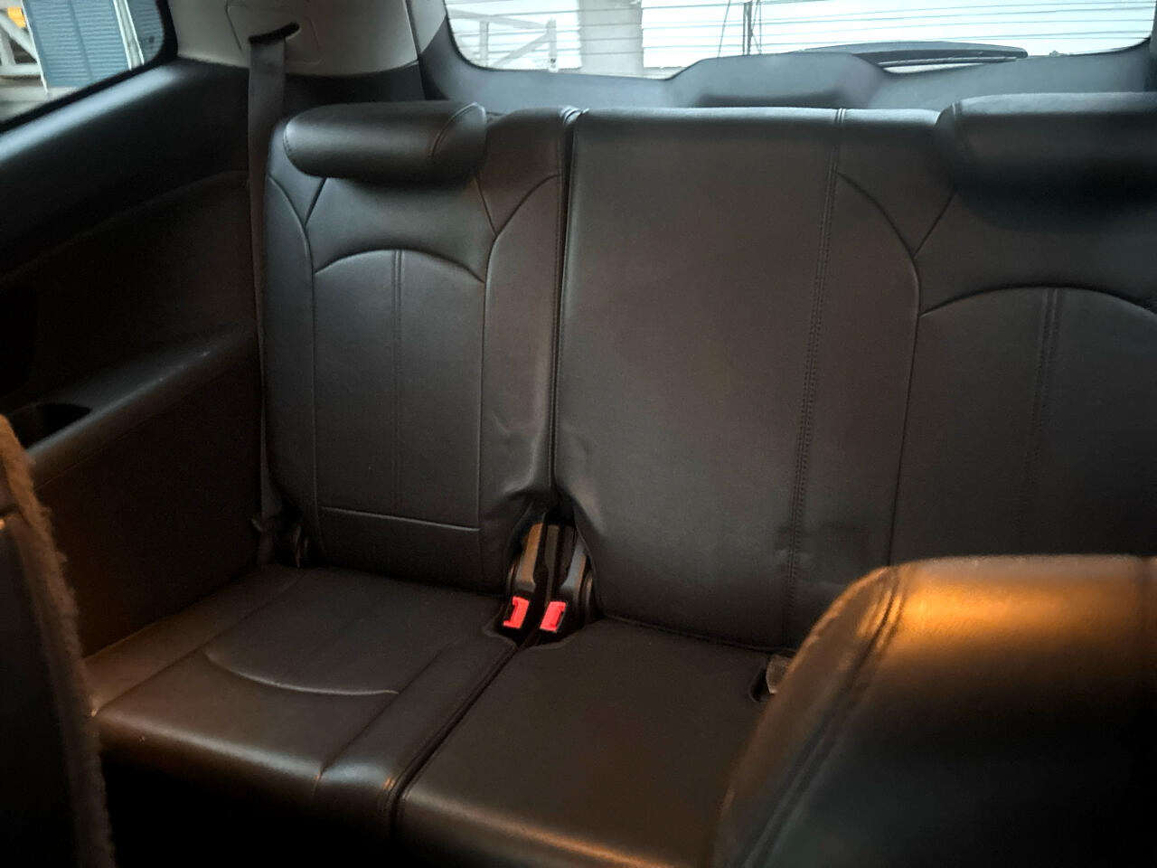 Chevrolet Traverse LTZ FWD 2011