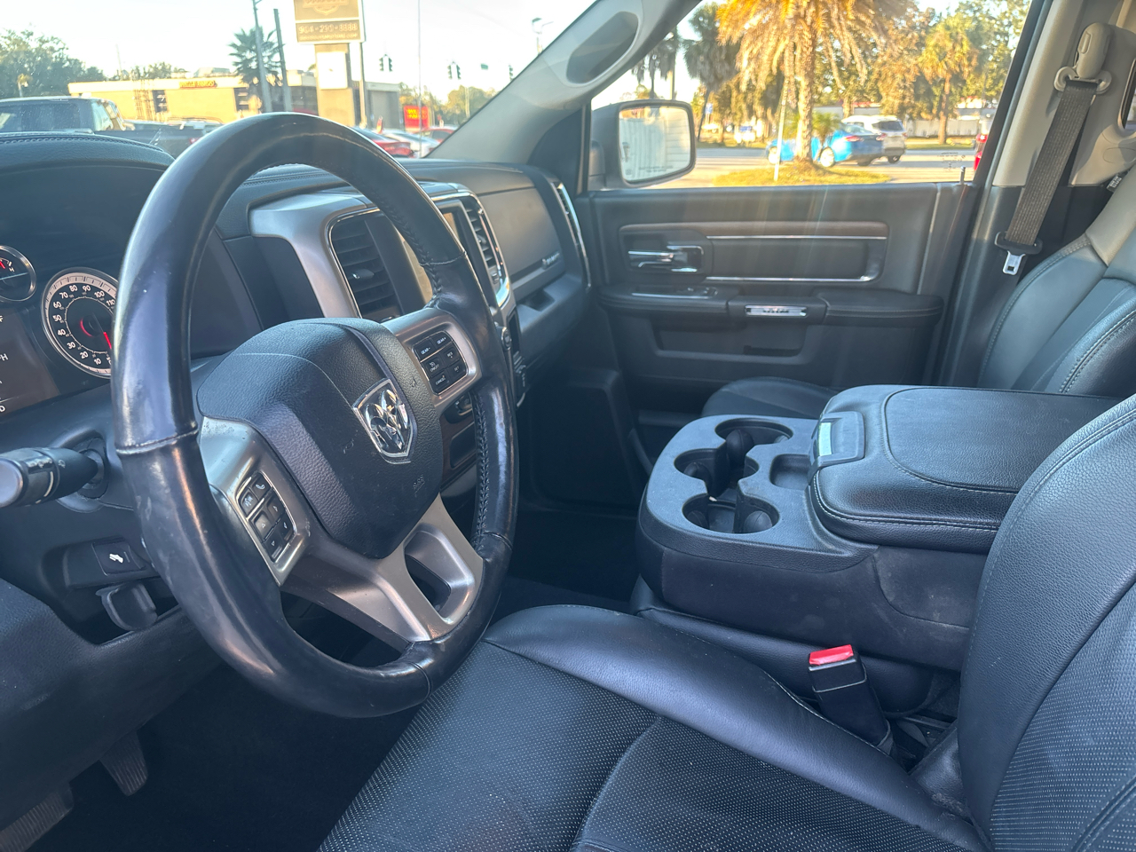 RAM 1500 Laramie Quad Cab 2WD 2018