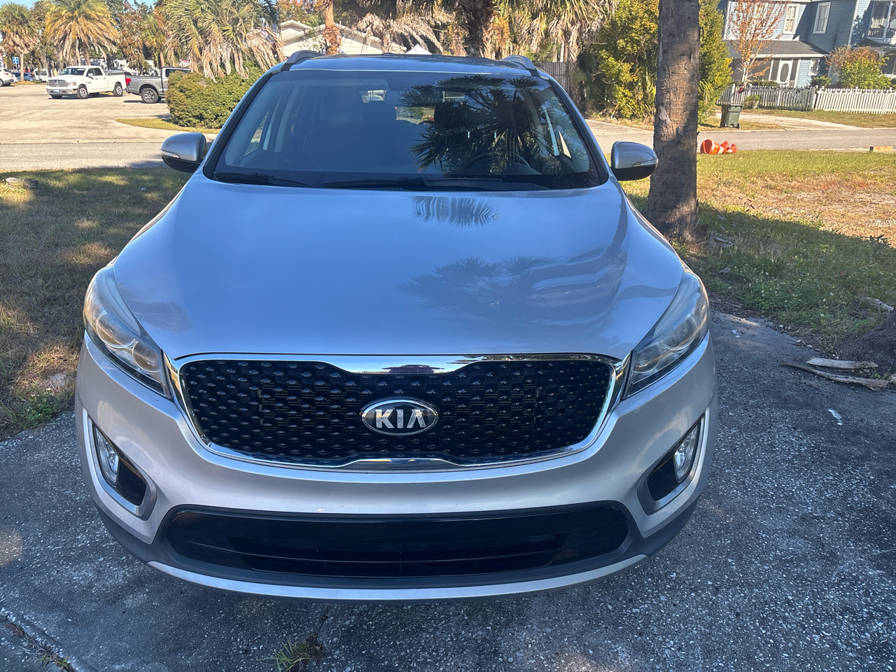 Kia Sorento EX V6 2WD 2016