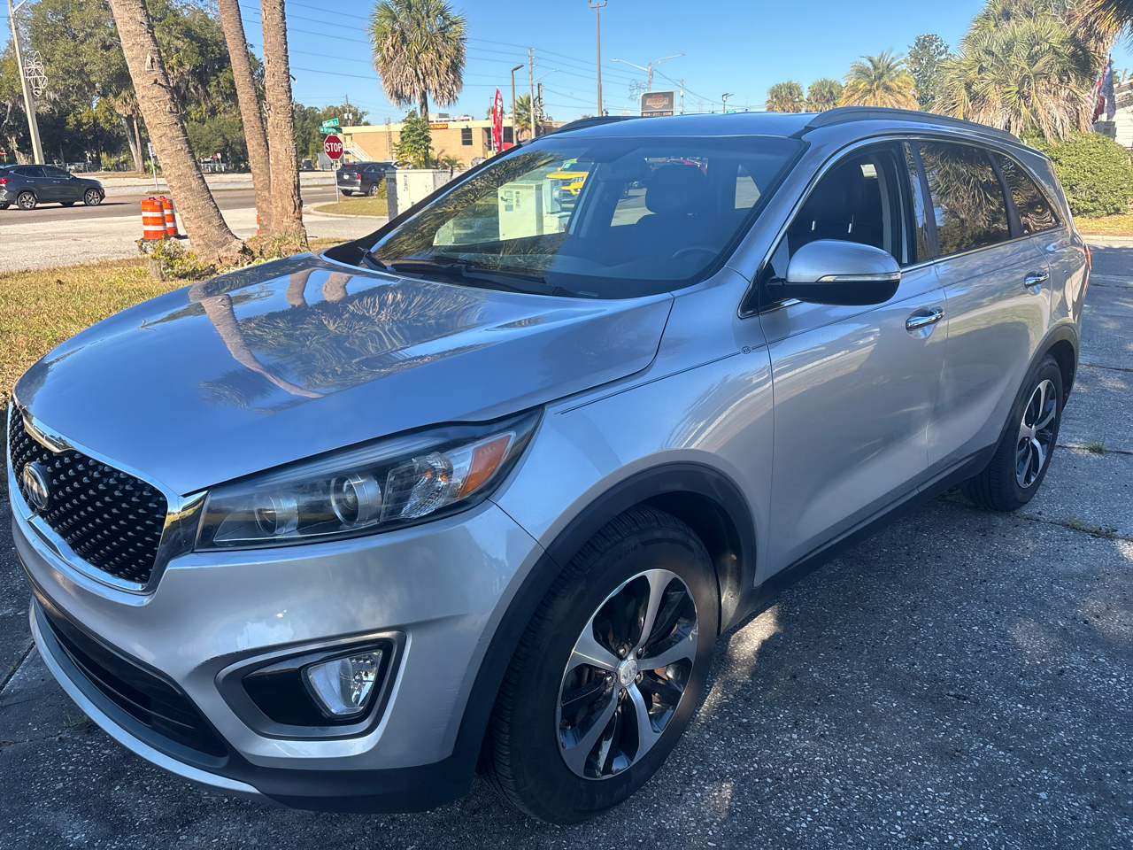 Kia Sorento EX V6 2WD 2016