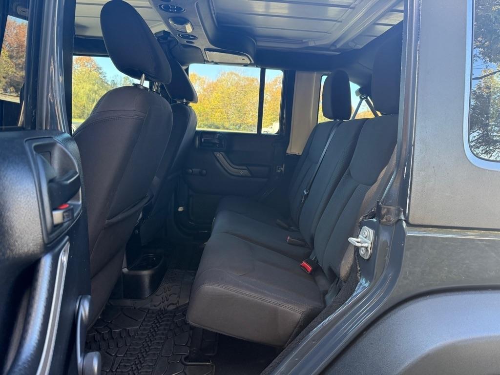 Jeep Wrangler Unlimited Sport 4WD 2017