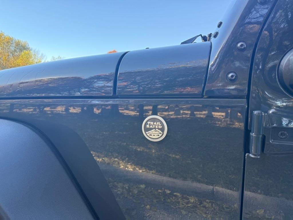 Jeep Wrangler Unlimited Sport 4WD 2017