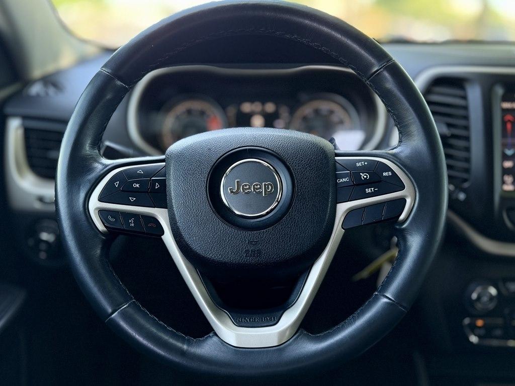 Jeep Cherokee Latitude FWD 2016