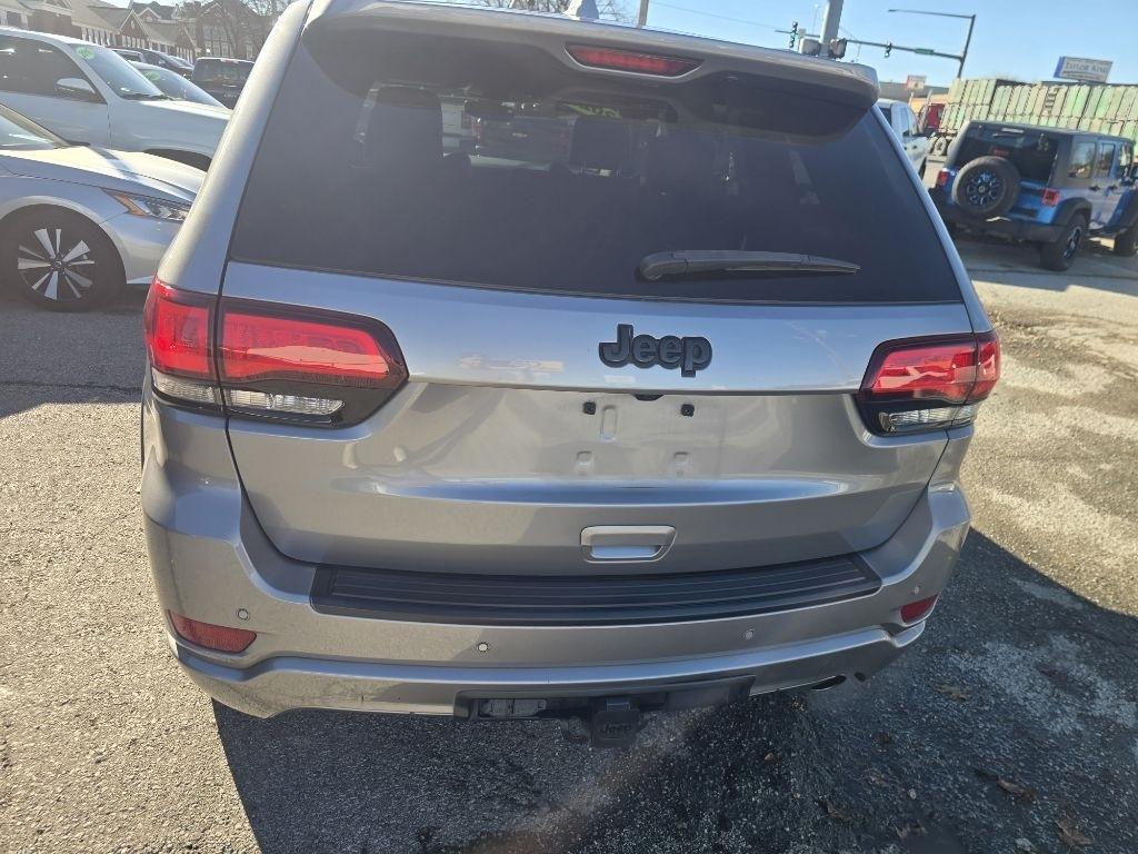 Jeep Grand Cherokee Laredo 2WD 2020