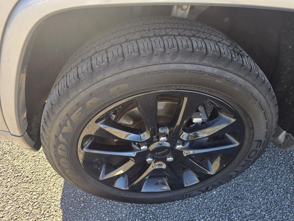 Jeep Grand Cherokee Laredo 2WD 2020