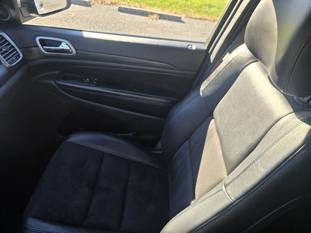 Jeep Grand Cherokee Laredo 2WD 2020