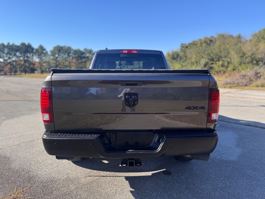 RAM 1500 SLT Quad Cab 4WD 2020