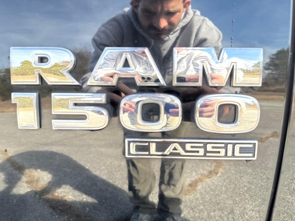 RAM 1500 Classic Tradesman Quad Cab 2WD 2019
