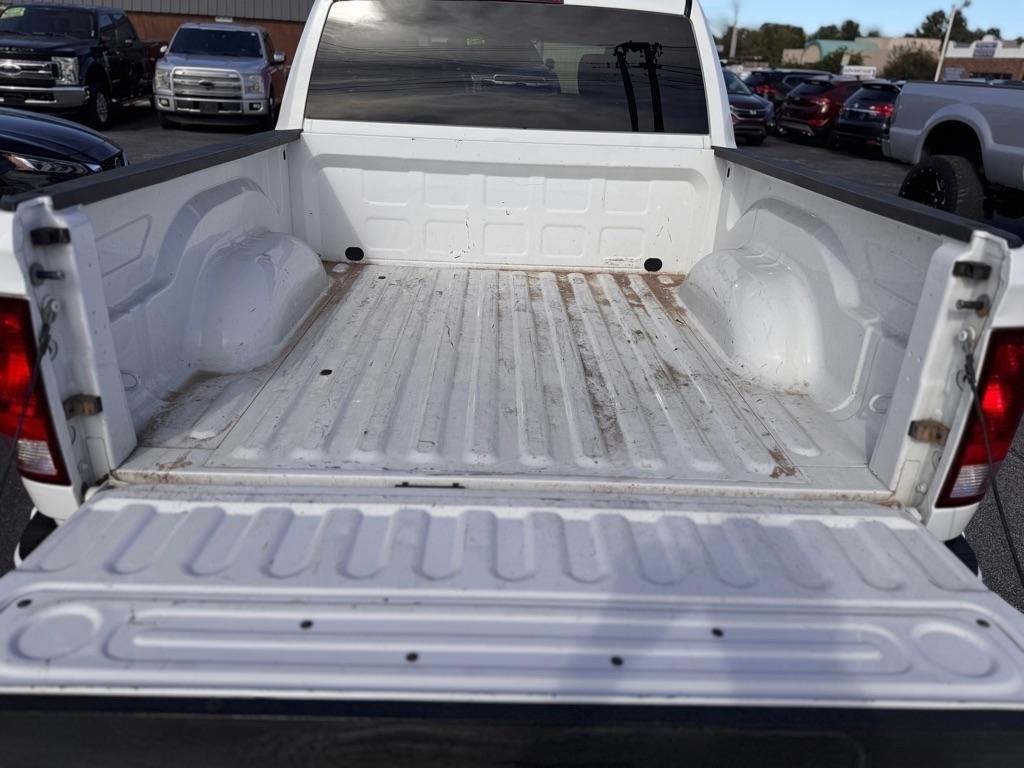 RAM 1500 Tradesman Crew Cab SWB 2WD 2017