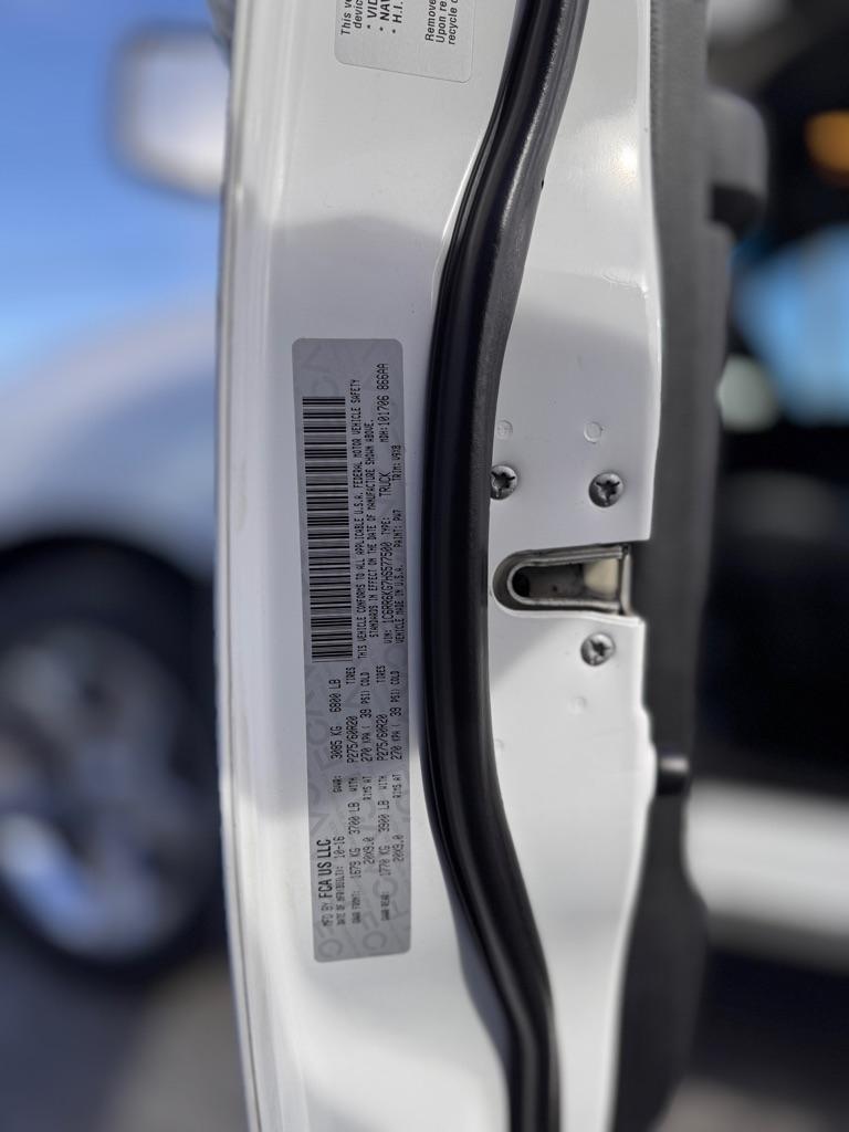 RAM 1500 Tradesman Crew Cab SWB 2WD 2017