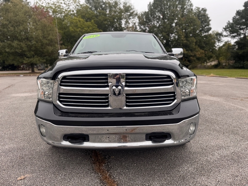 RAM 1500 SLT Crew Cab SWB 4WD 2015