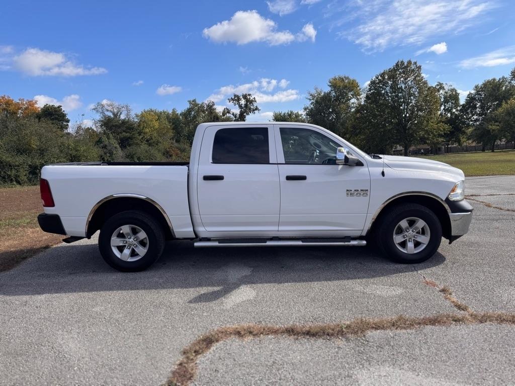 RAM 1500 Tradesman Crew Cab SWB 4WD 2018