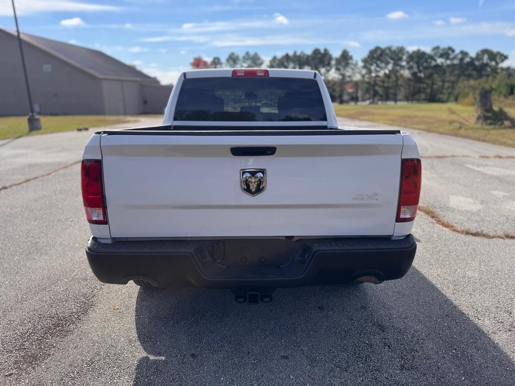 RAM 1500 Tradesman Crew Cab SWB 4WD 2018