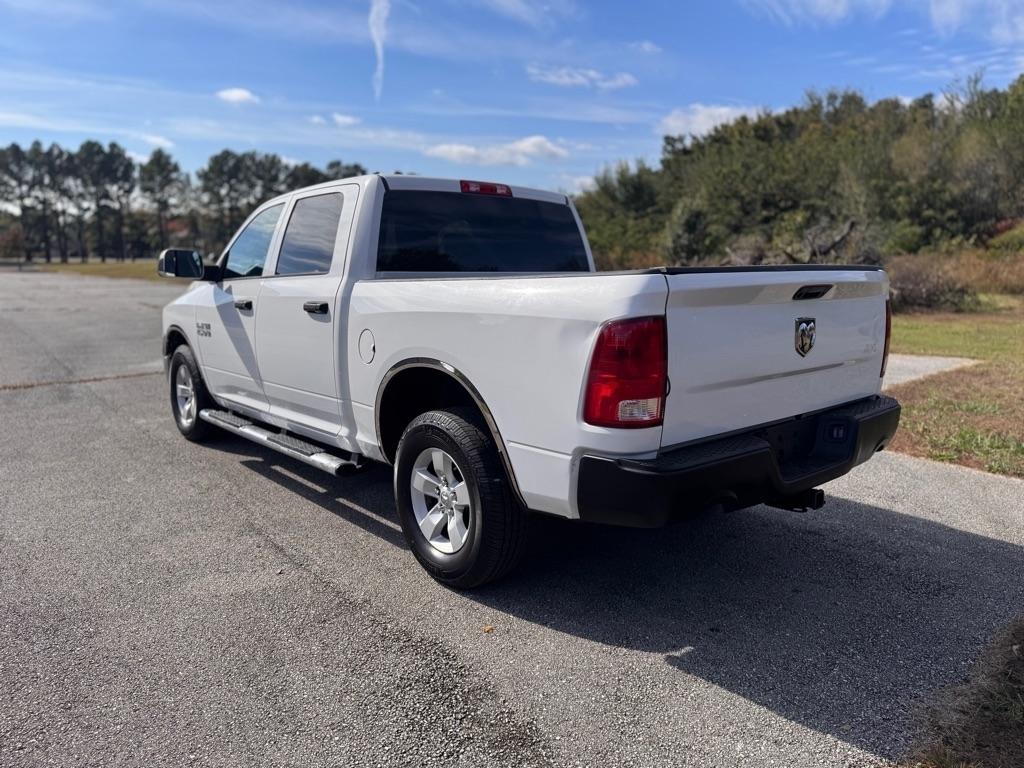 RAM 1500 Tradesman Crew Cab SWB 4WD 2018