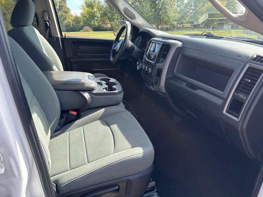 RAM 1500 Tradesman Crew Cab SWB 4WD 2018