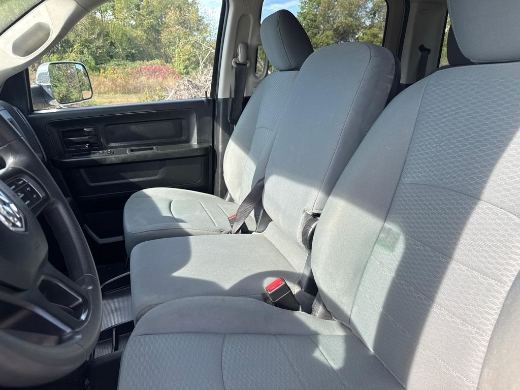 RAM 1500 Tradesman Crew Cab SWB 4WD 2018