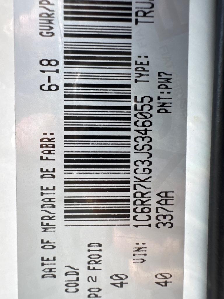 RAM 1500 Tradesman Crew Cab SWB 4WD 2018