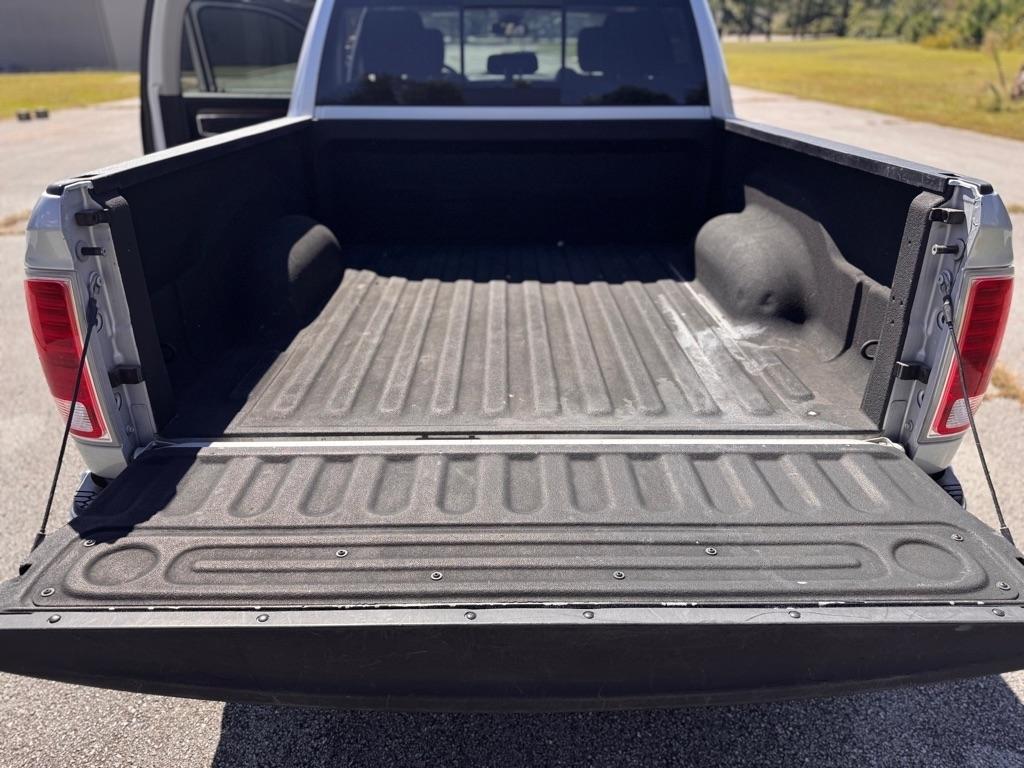 RAM 1500 Laramie Crew Cab SWB 4WD 2017